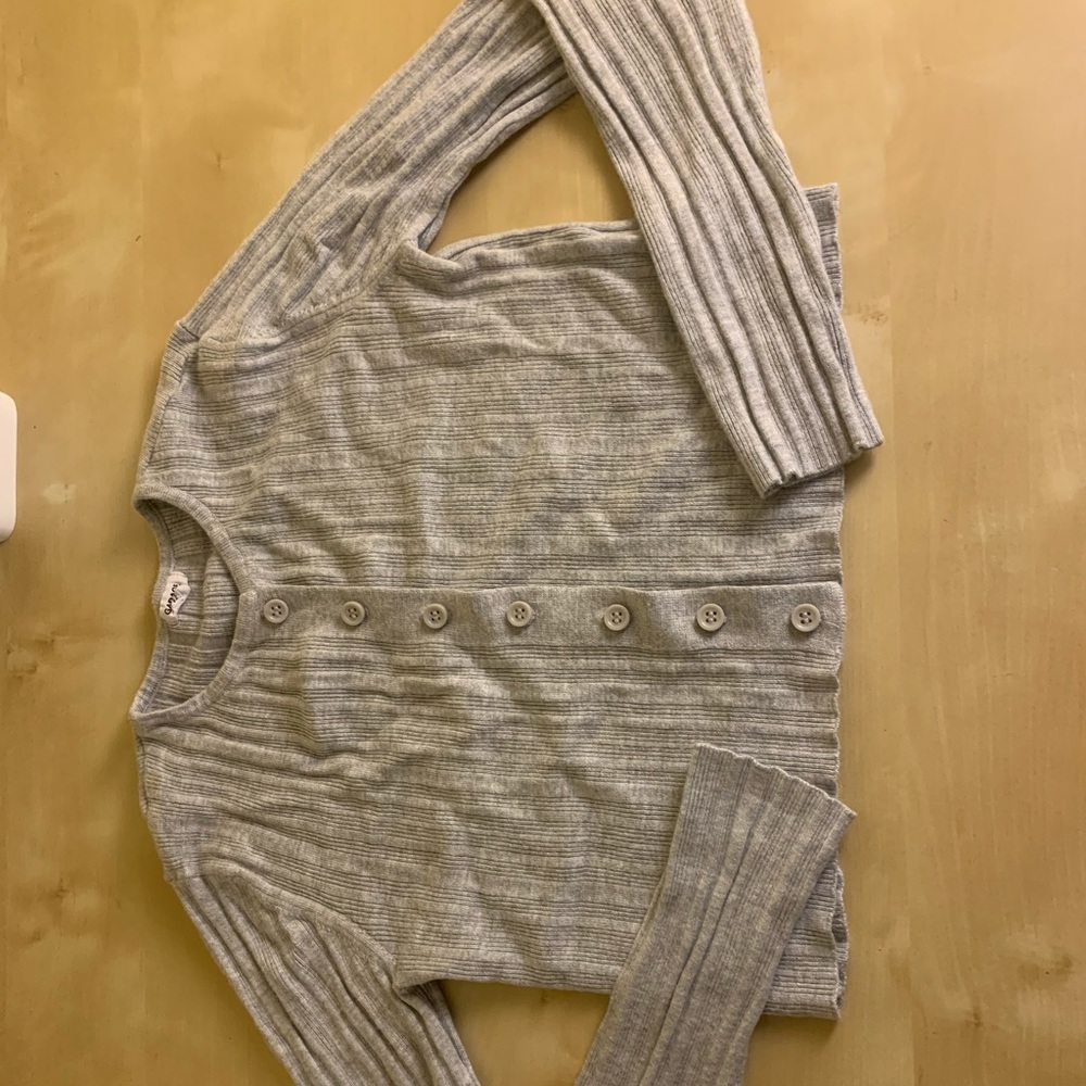 Garage Long-Sleeve Button up Cropped Top